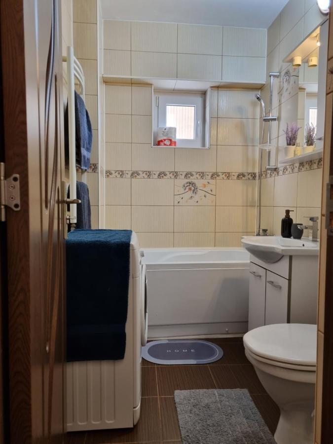 Charming & Cozy, Ultracentral Apt In Яш Екстериор снимка
