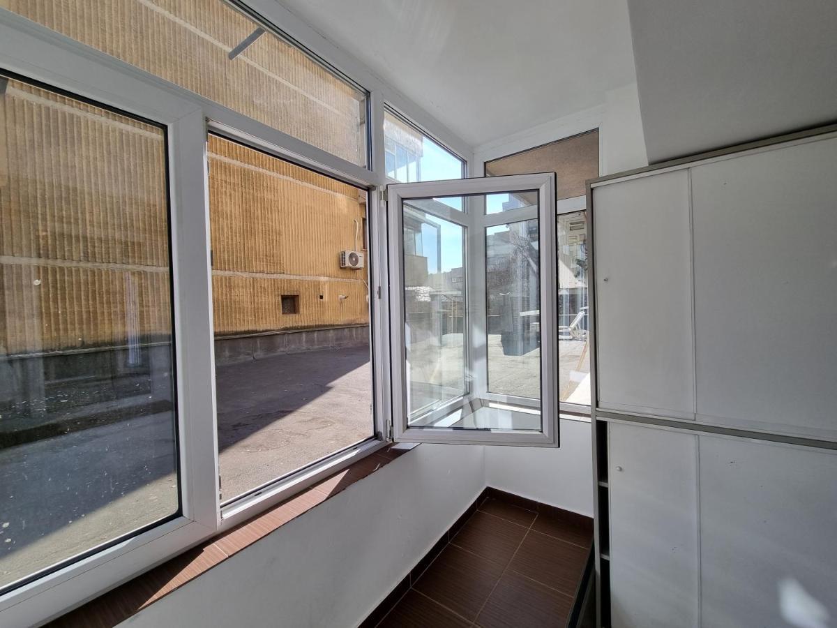 Charming & Cozy, Ultracentral Apt In Яш Екстериор снимка